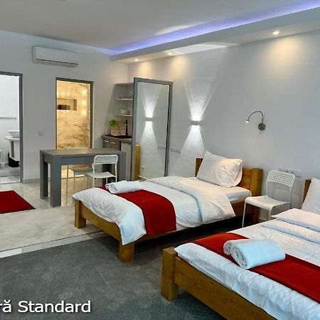 Casa Eden - Apartamente Langa Lac Colibiţa 外观 照片