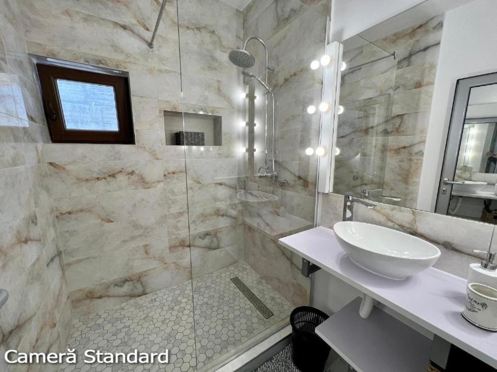 Casa Eden - Apartamente Langa Lac Colibiţa 外观 照片